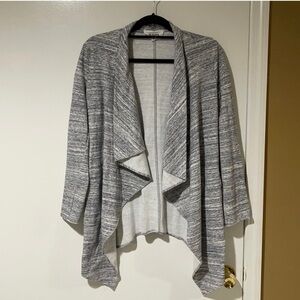 BB Dakota Gray Open Front Long Sleeve Cardigan Size Small